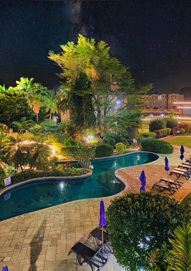 Tropikist Beach Hotel And Resort Crown Point Exterior foto