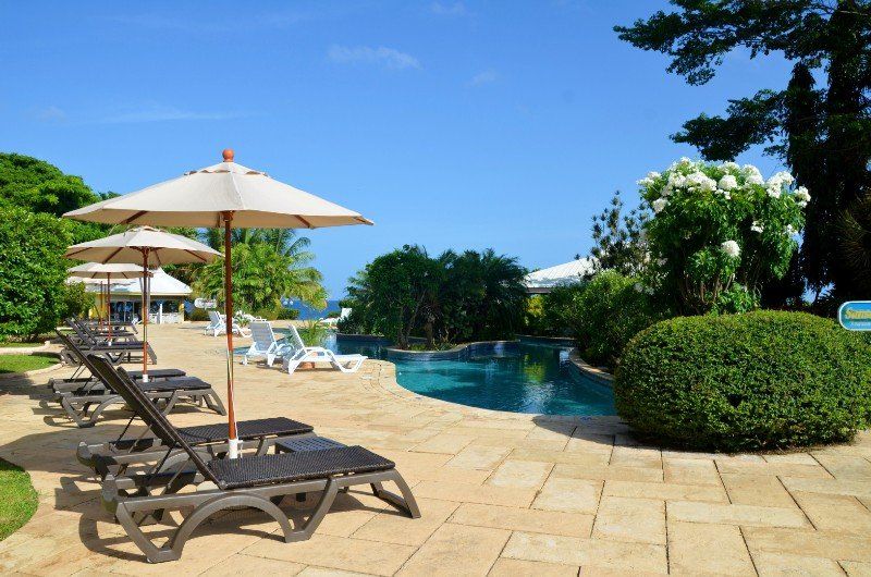 Tropikist Beach Hotel And Resort Crown Point Exterior foto