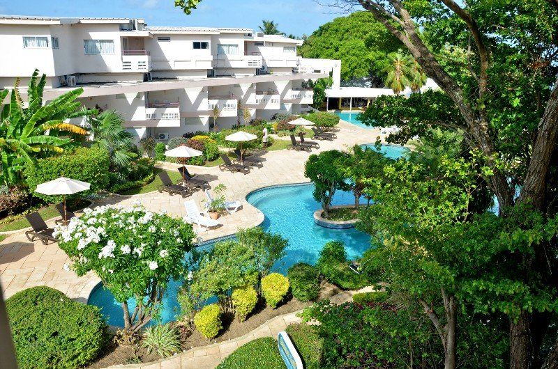 Tropikist Beach Hotel And Resort Crown Point Exterior foto